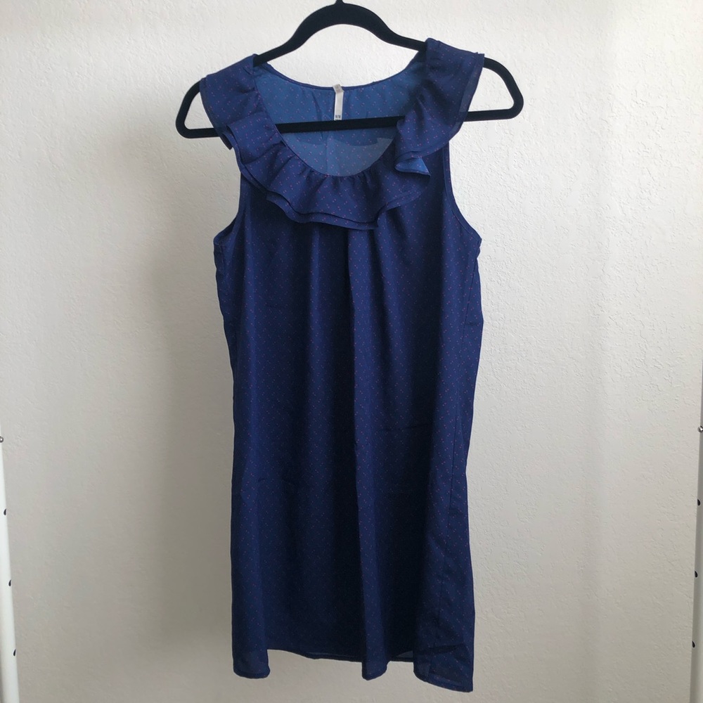Blue dress with polka dots